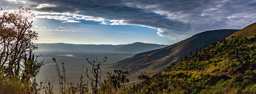 266 FacebookHeader TZA ARU Ngorongoro 2016DEC26 Crater 005